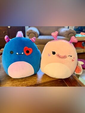NWT Set of 2 Valentine’s Day 2026 8” Squishmallows- Selznick & Joan Limited Ed